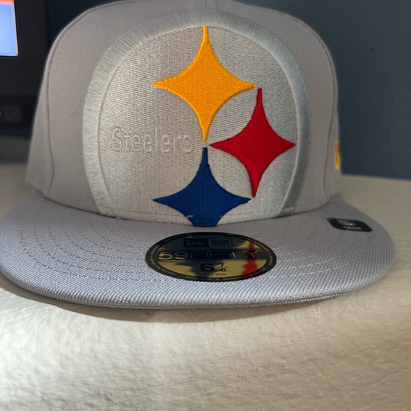 Fitted , New Era Pittsburg Steelers hat 6 7/8 - Picture 4 of 8